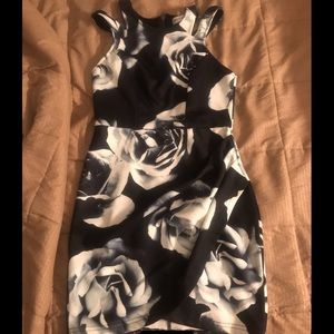 Hello Molly size 10 floral print dress